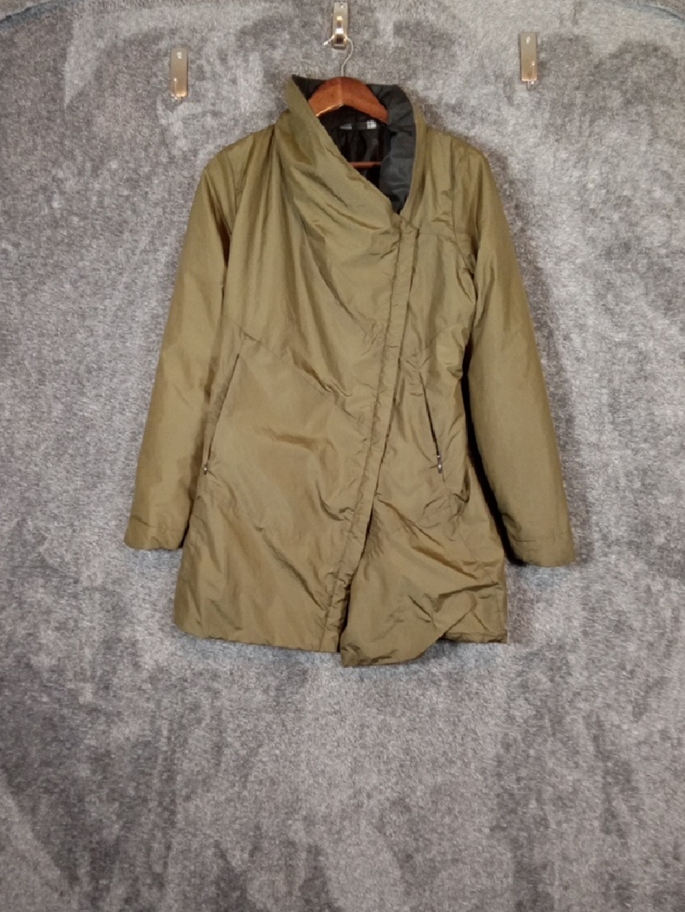 Nau Forest Green Parka Coat Asymmetrical Zip Soft Shell Womens Small